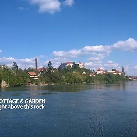 Nyaraló River Bank Pannonian & Garden Potony