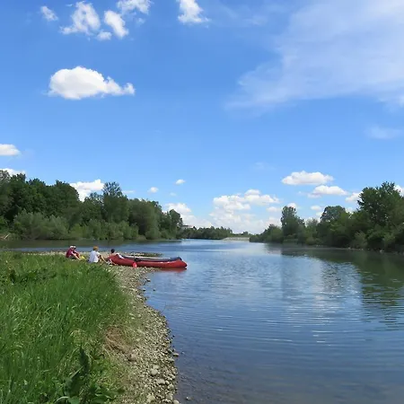 River Bank Pannonian & Garden * Potony
